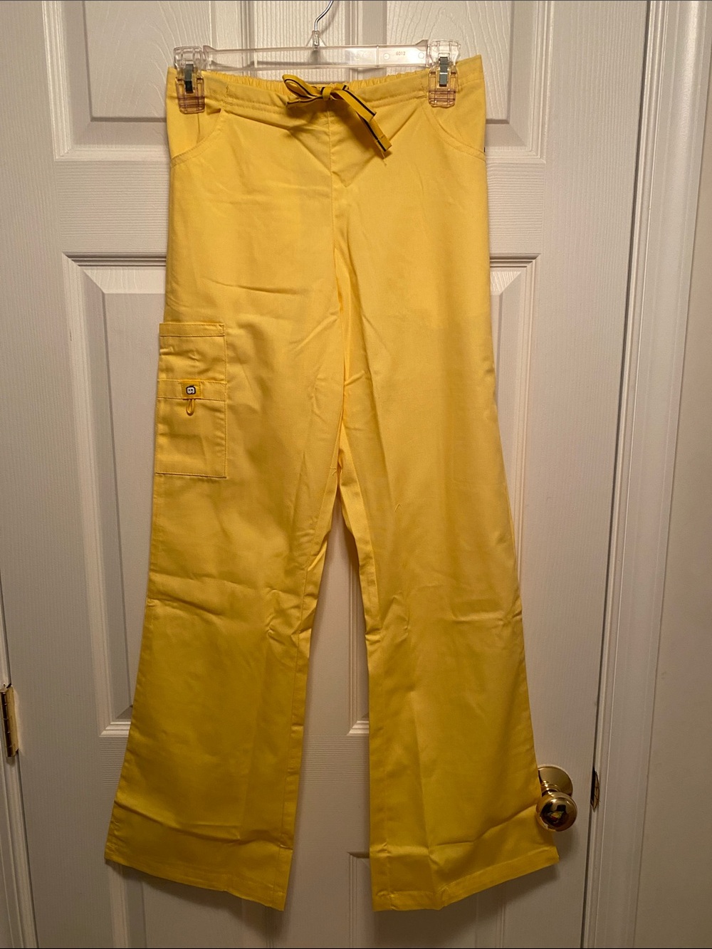 WonderWink Yellow Women’s Scrub Pants…size 2XS (XXS)